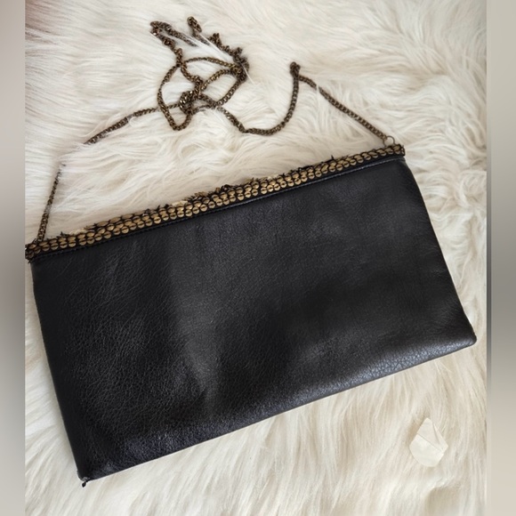 Ecote leather sequined cluch with removal chain shoulder strap - Picture 3 of 7